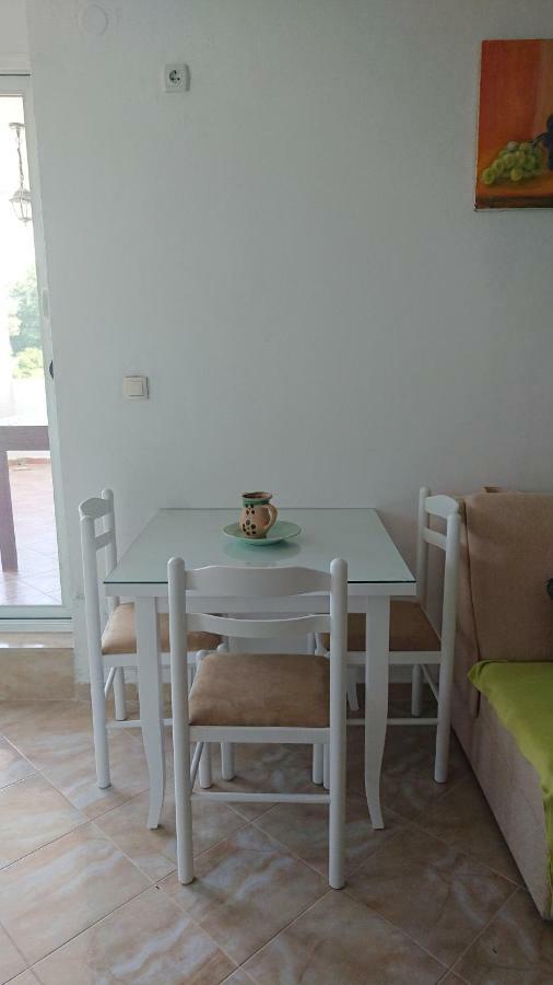 Luce Di Sole Apartment Ulcinj Exterior photo