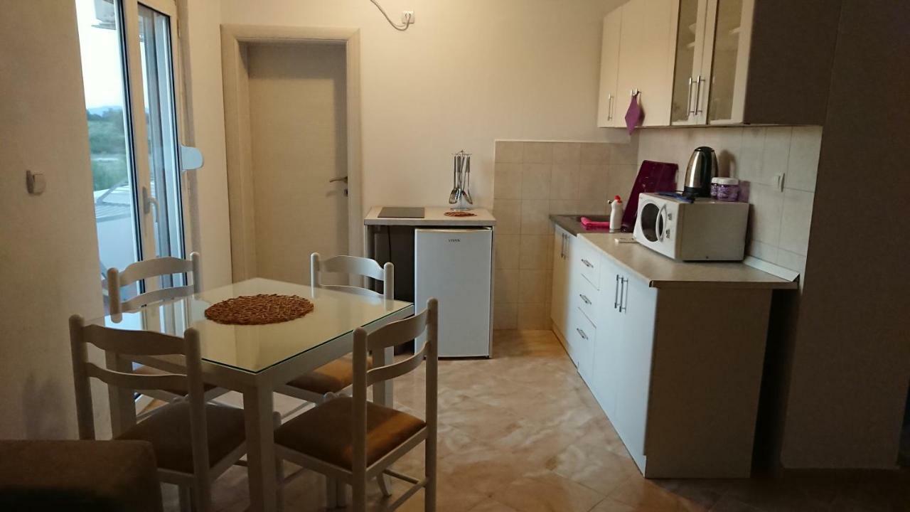 Luce Di Sole Apartment Ulcinj Exterior photo